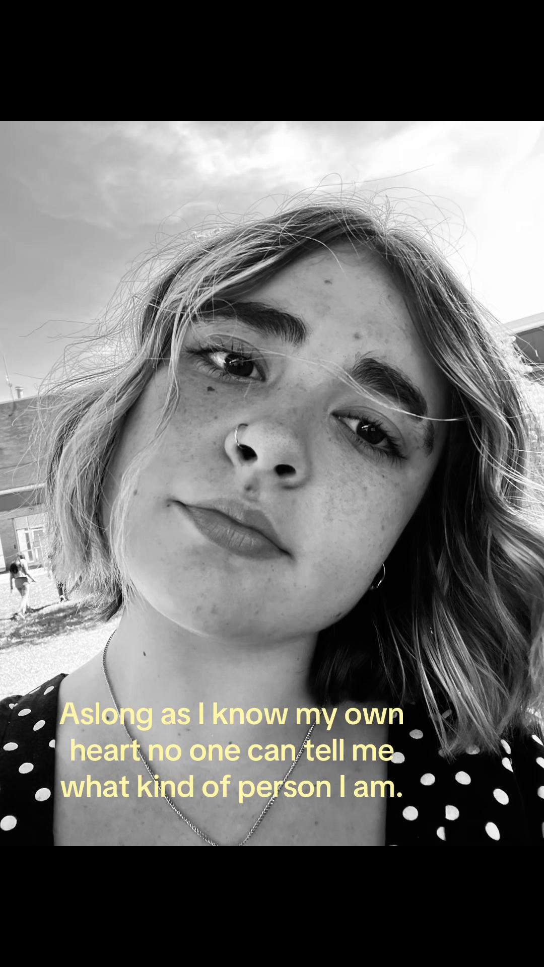 @👻
