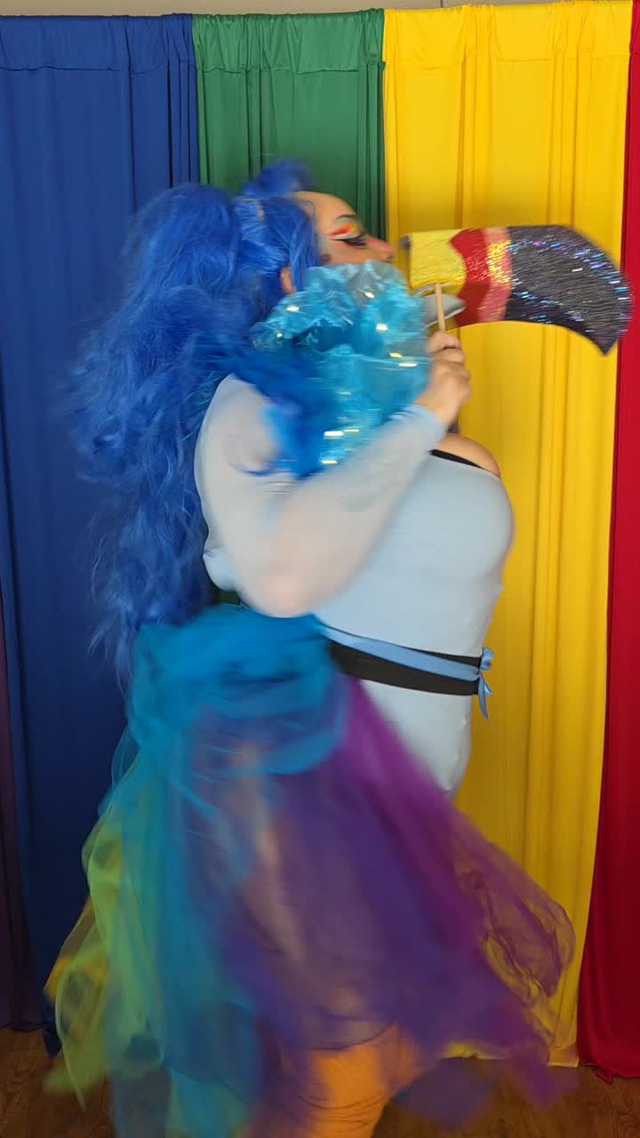 @TheQueerQueenofHalloween