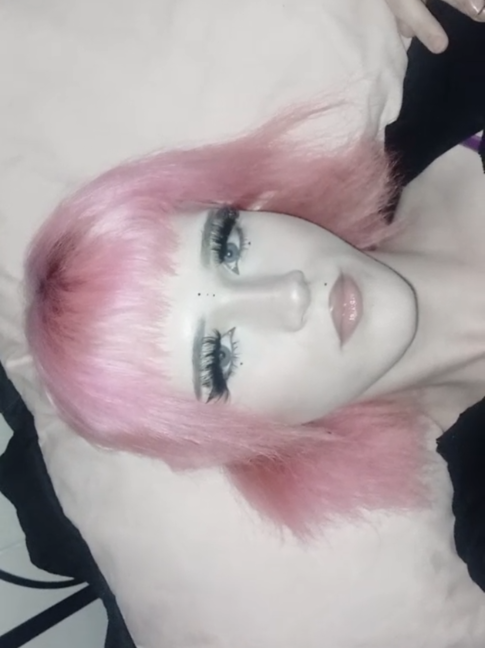 @charlie_d0ll