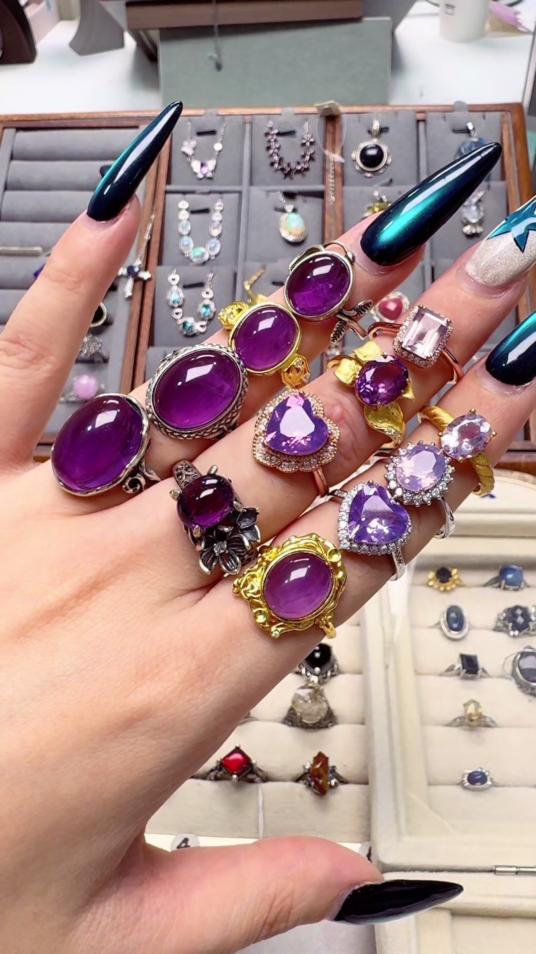 @SanatGems💎