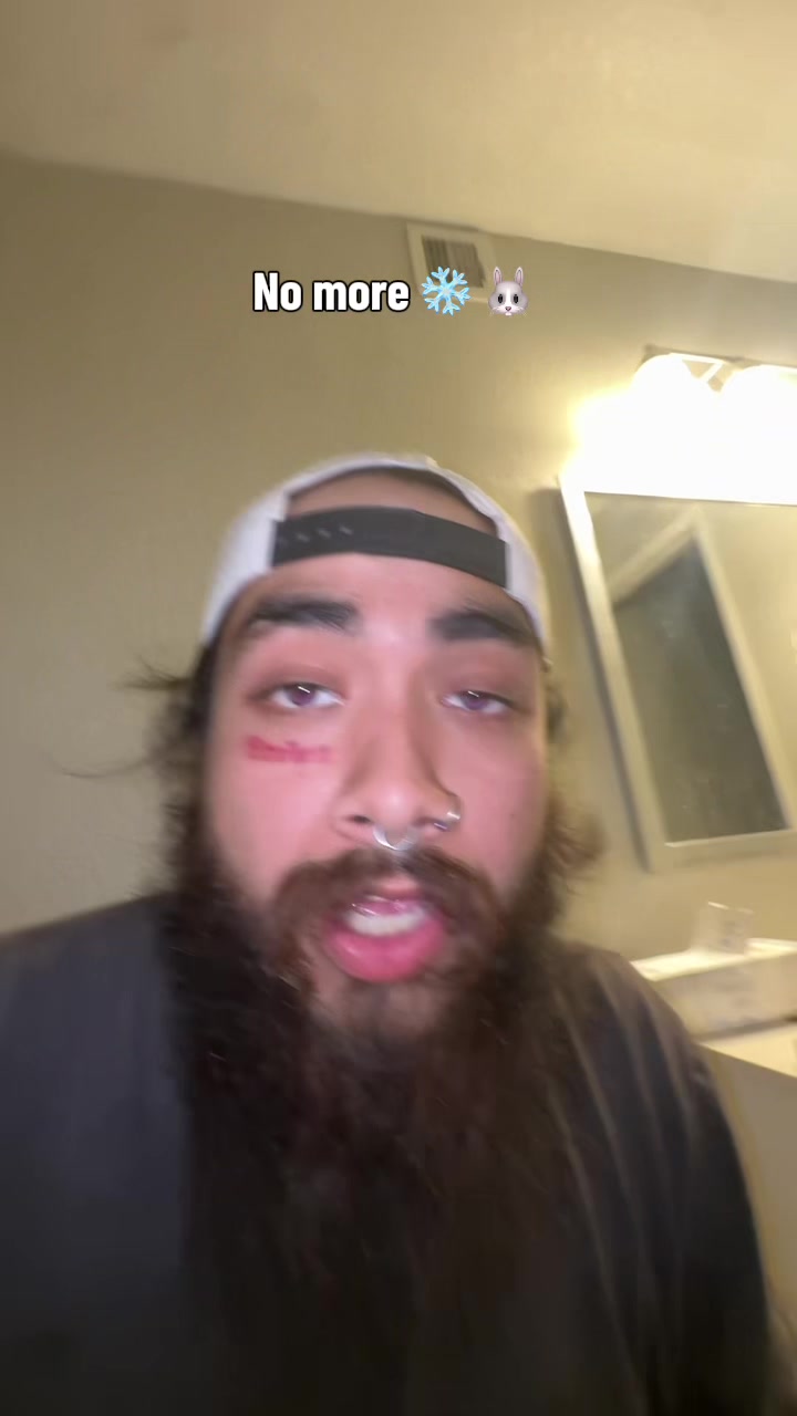 @𝔅𝔯𝔬𝔨𝔢𝔫