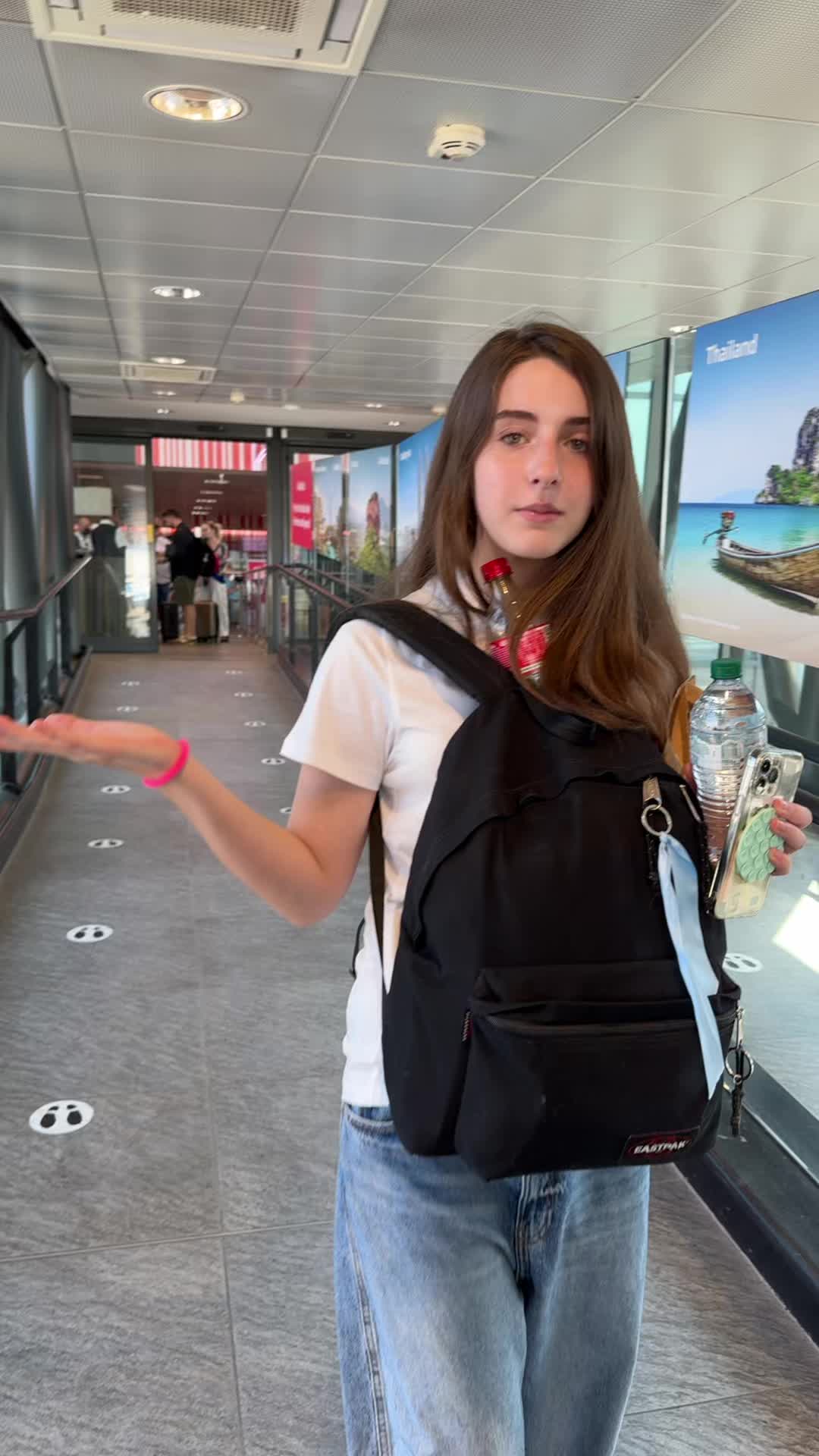 @Ila🇦🇱