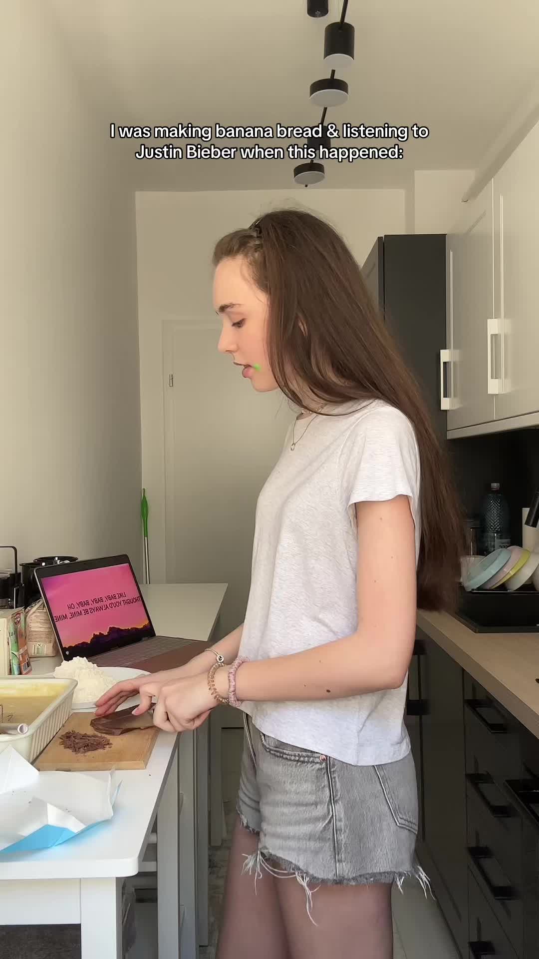 @Simy
