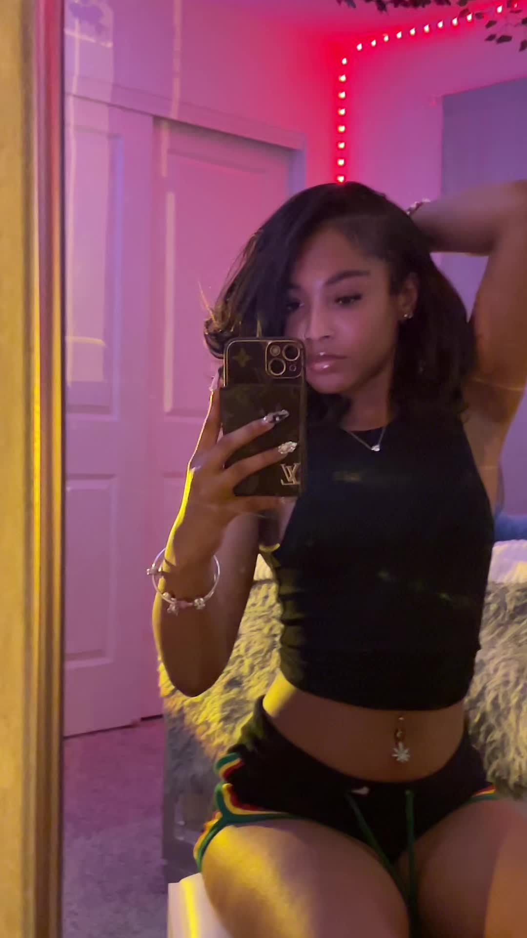 @ℳ.