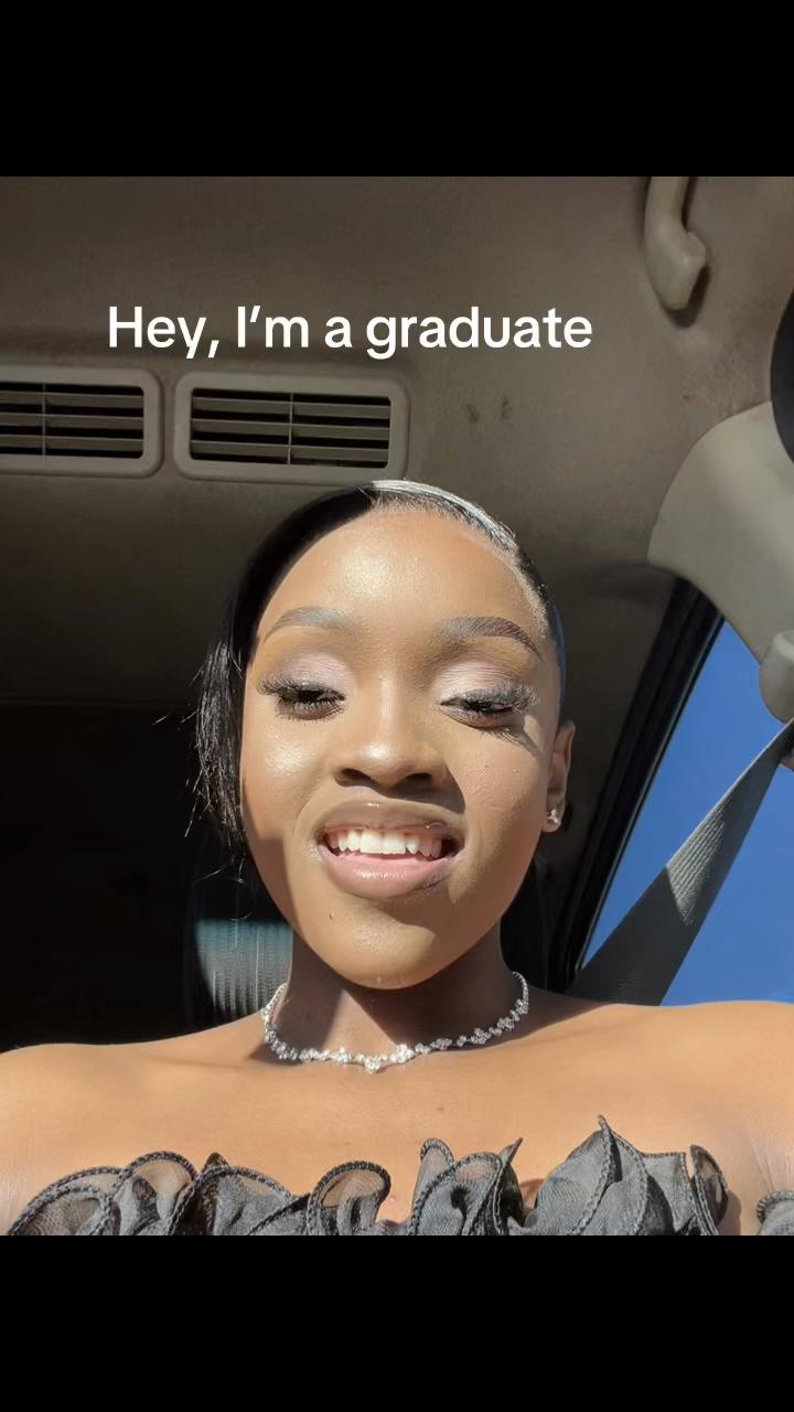 @Felicia💋