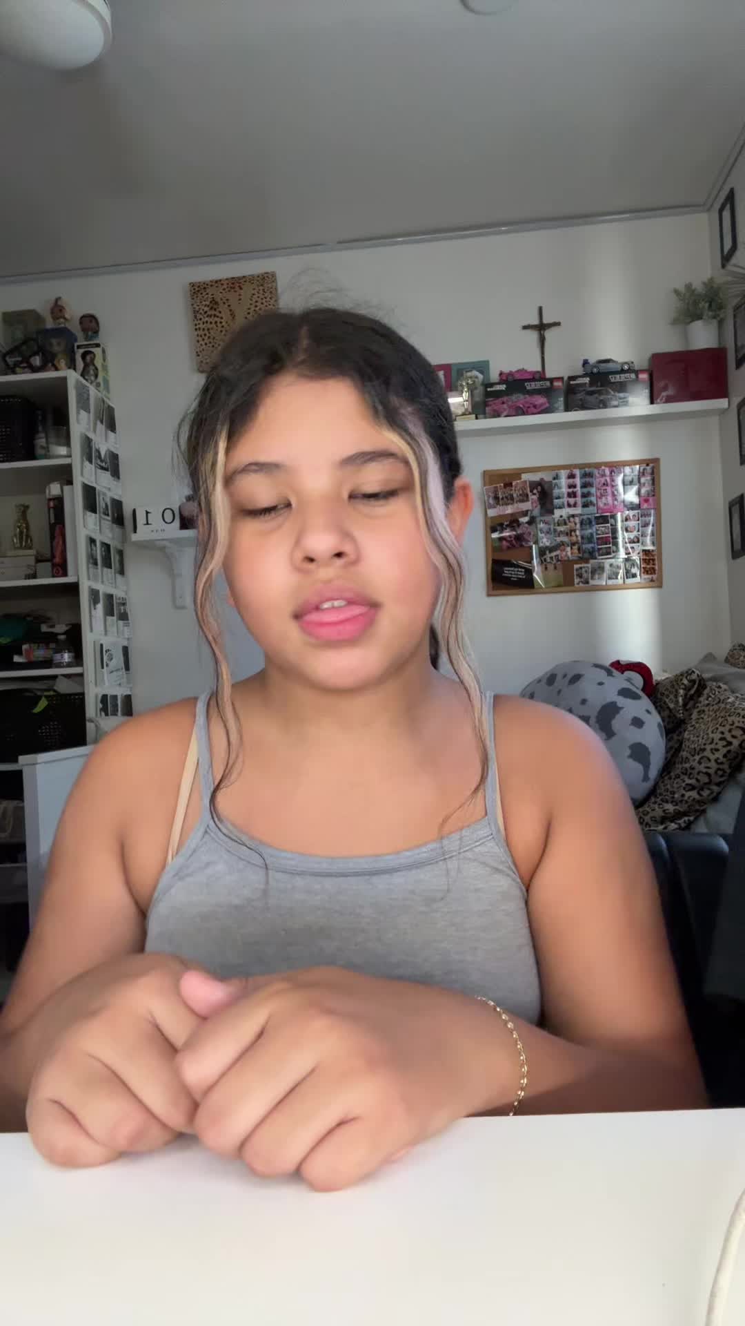 @AuriSkye
