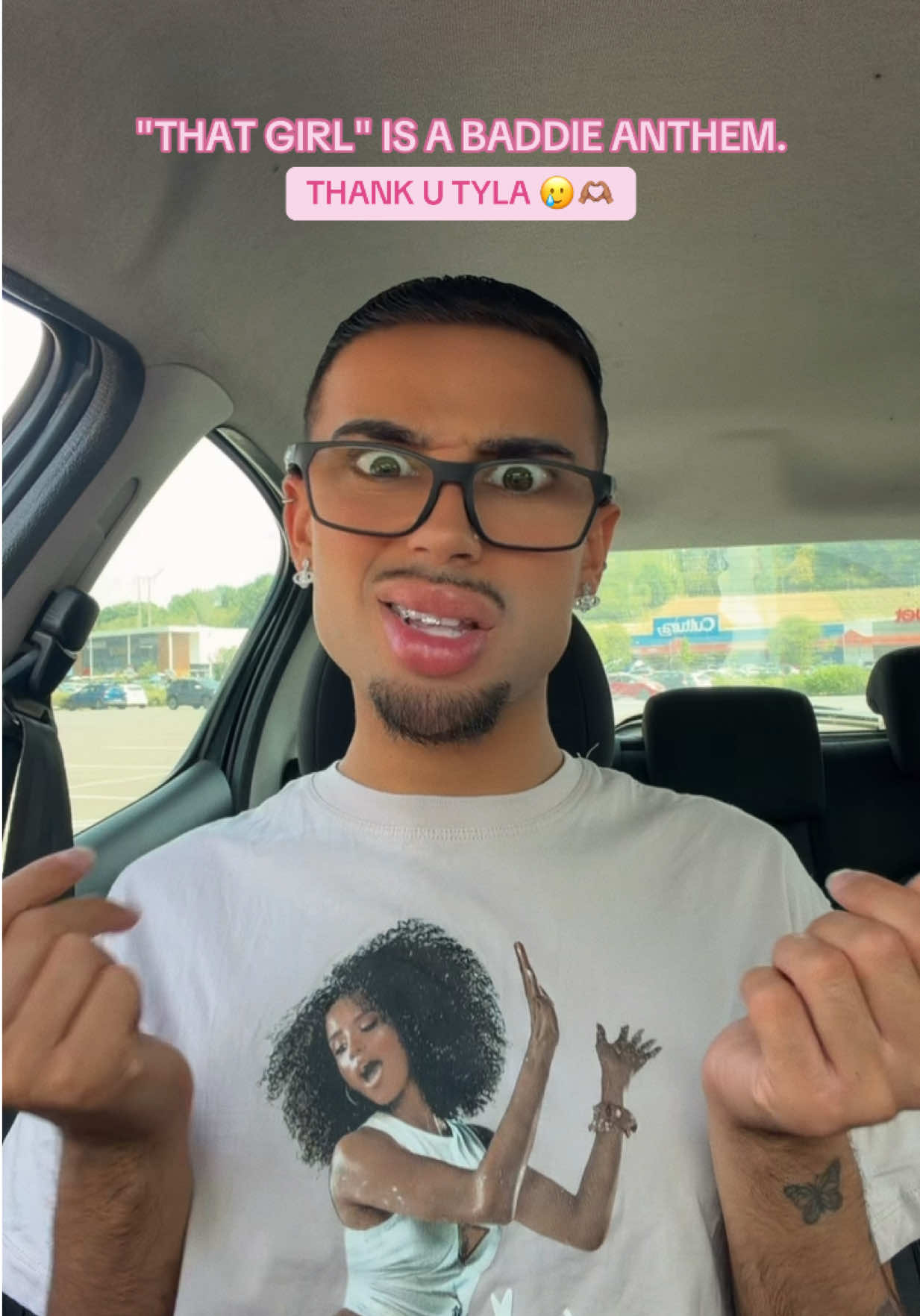 @BABY L 🫦