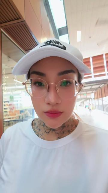 @Lizlim24
