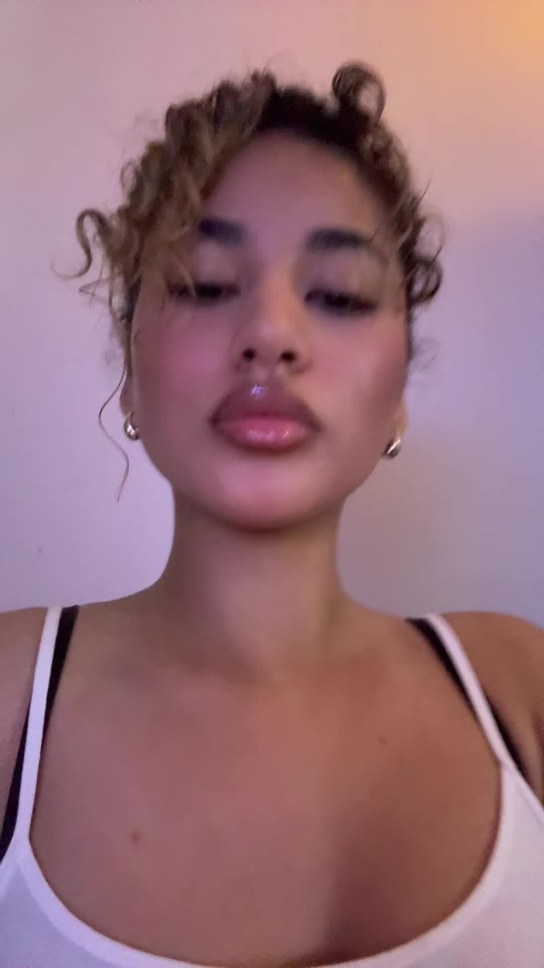 @laylaelaisa_