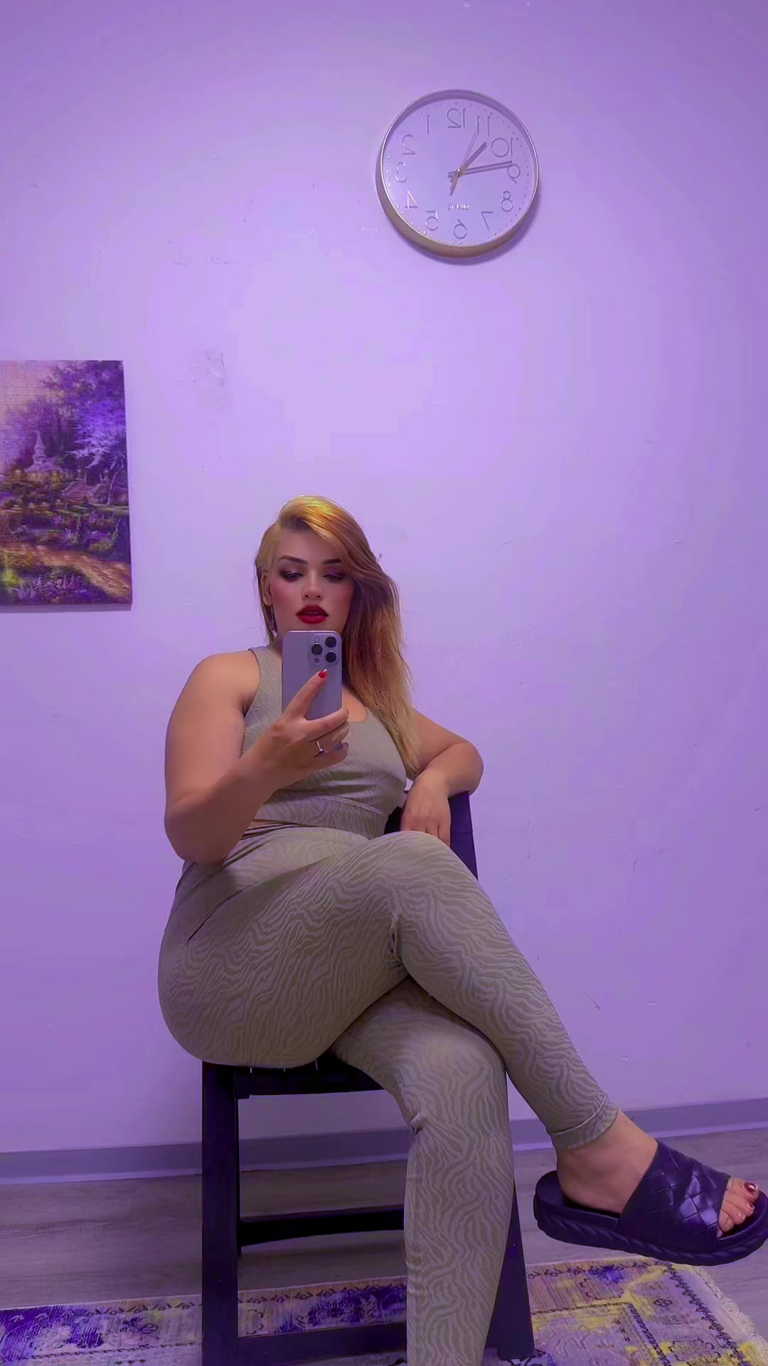 @Alisa