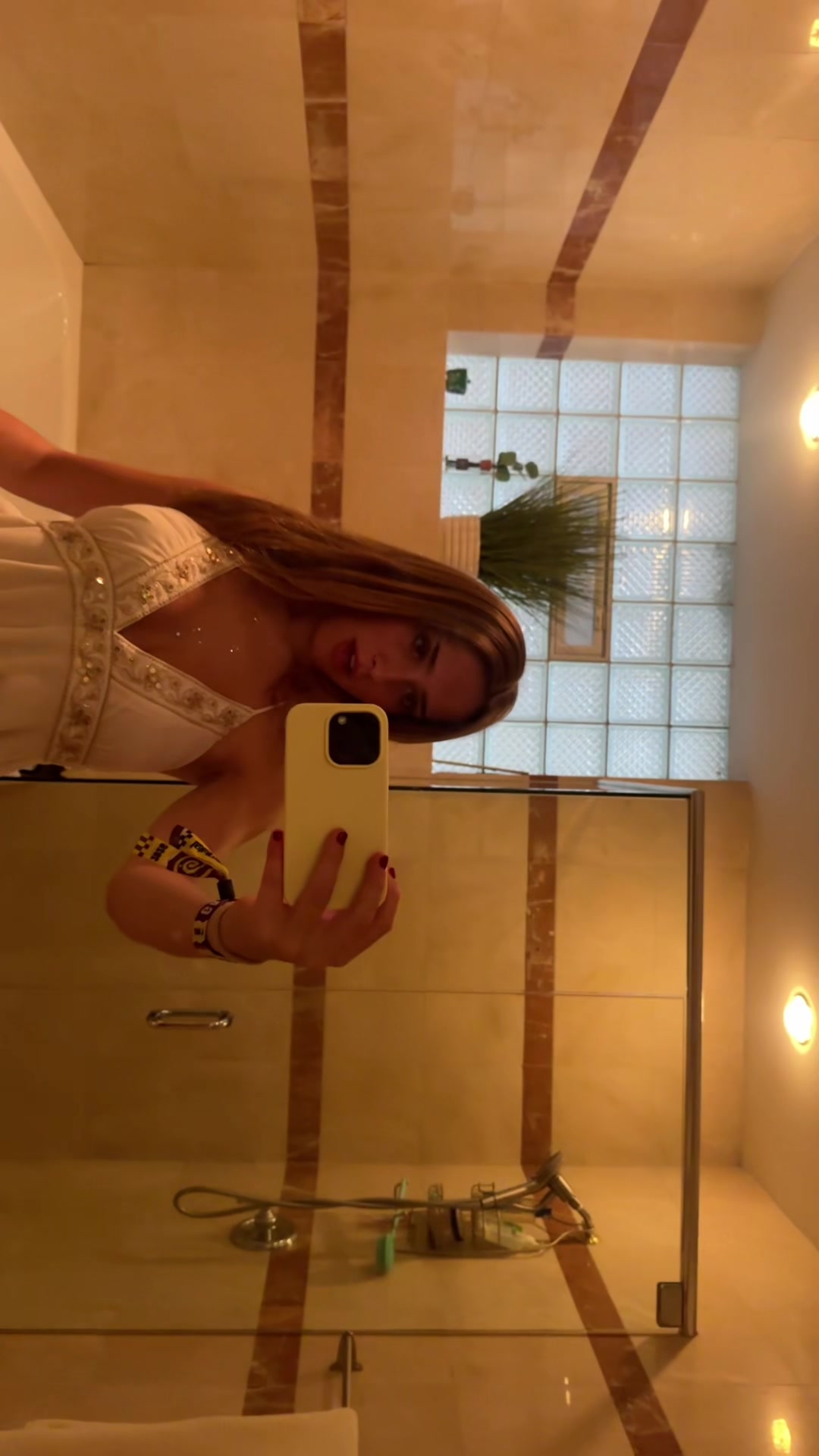 @Sophia