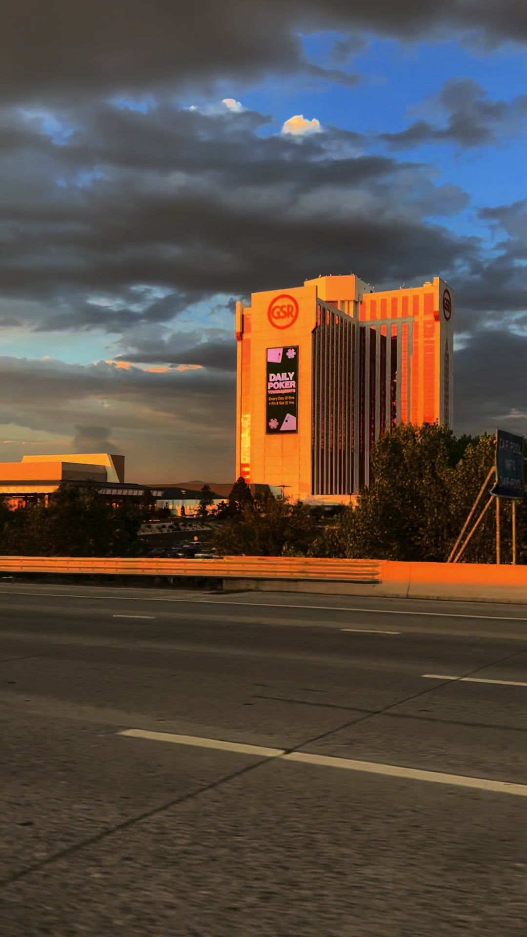 @Only Reno