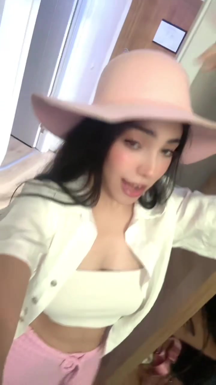 @👀