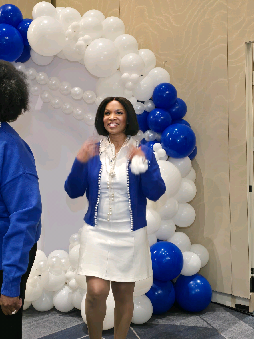 @eliseneal