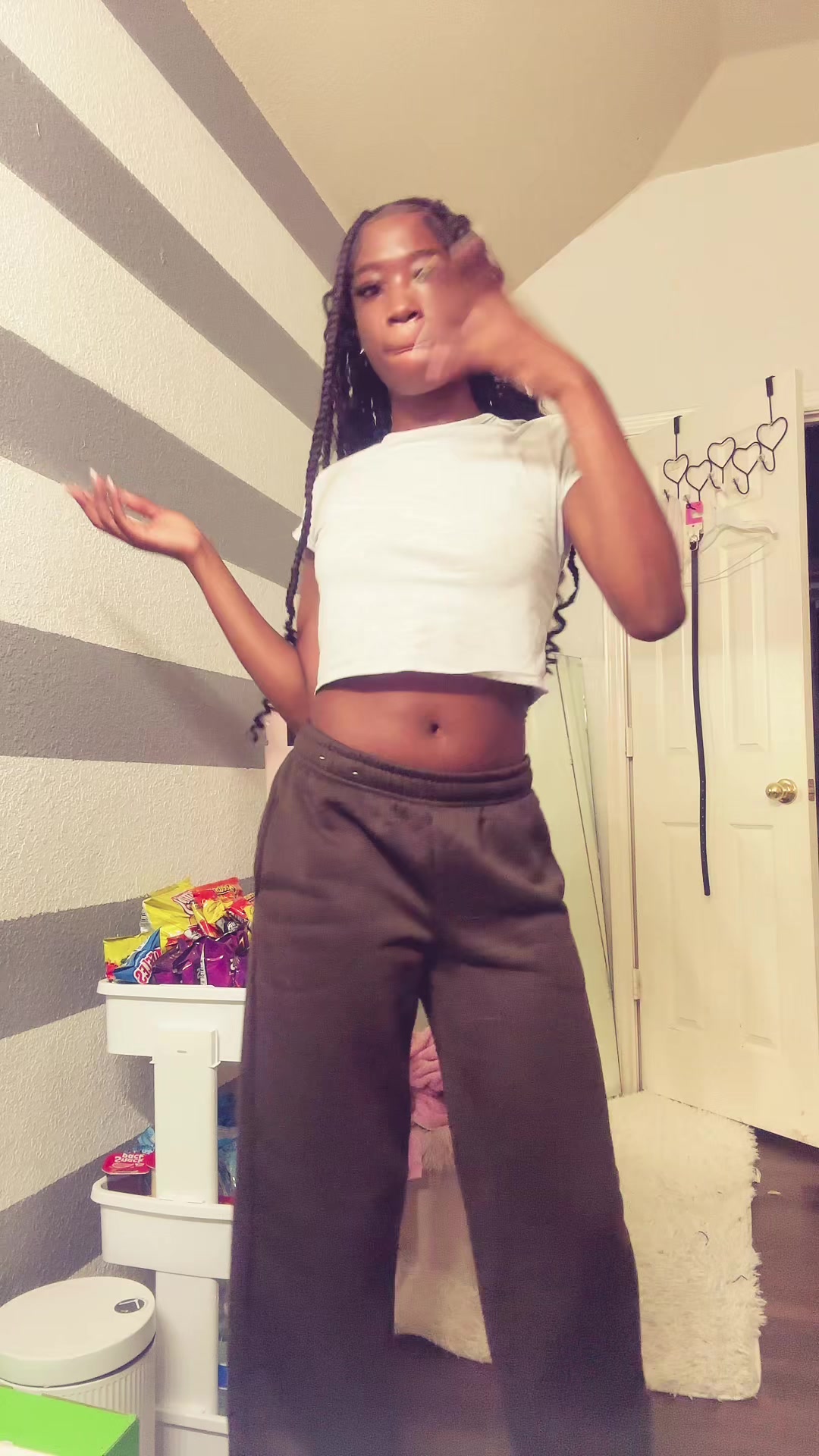 @Mikayla.com