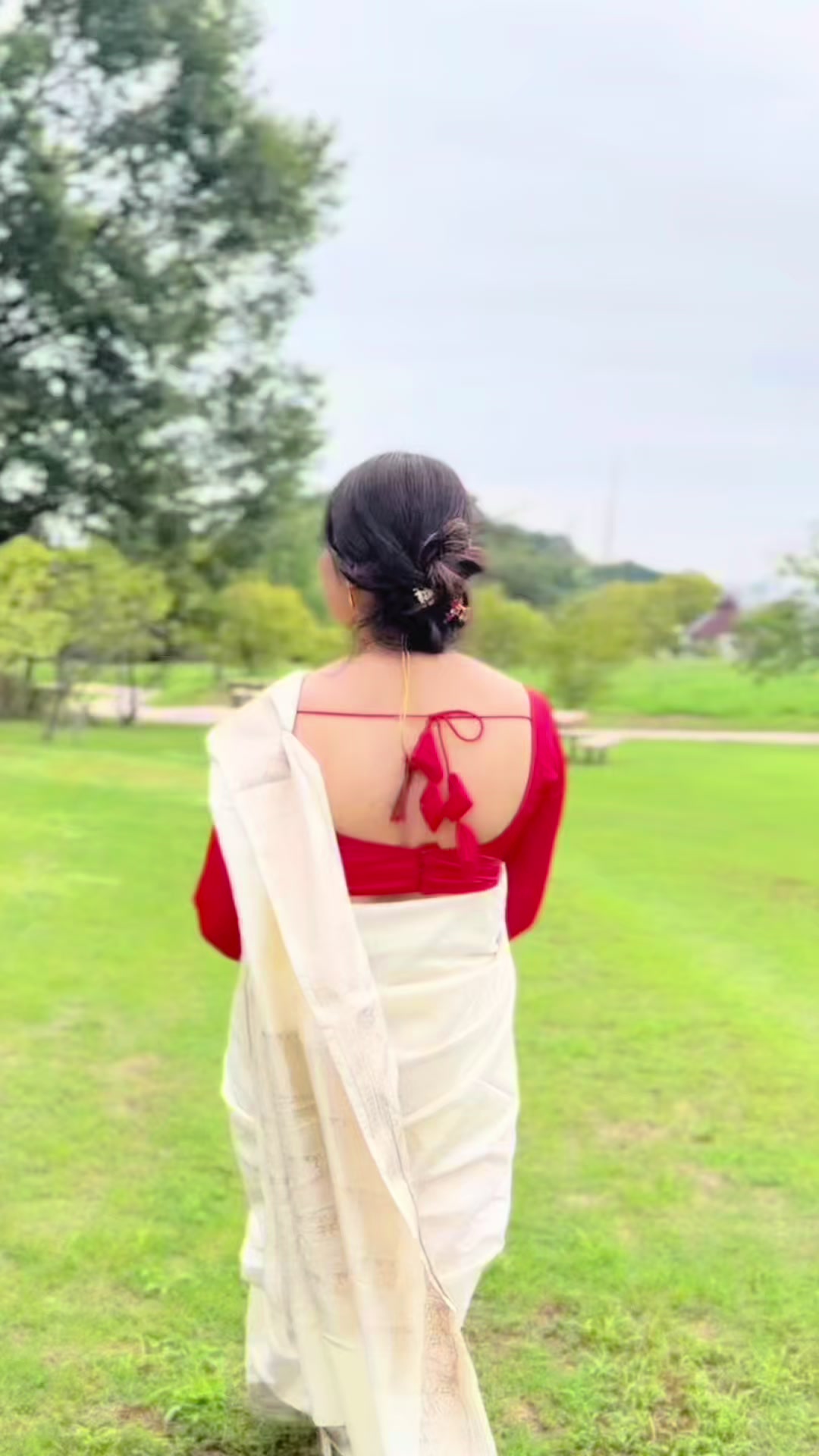 @Manishathapa🦚🦚🌹🌷
