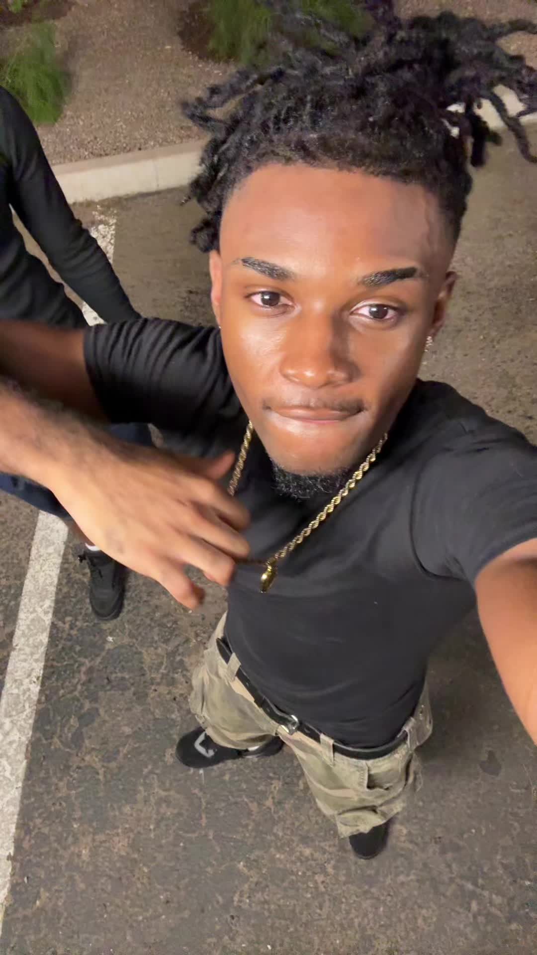@🕸️