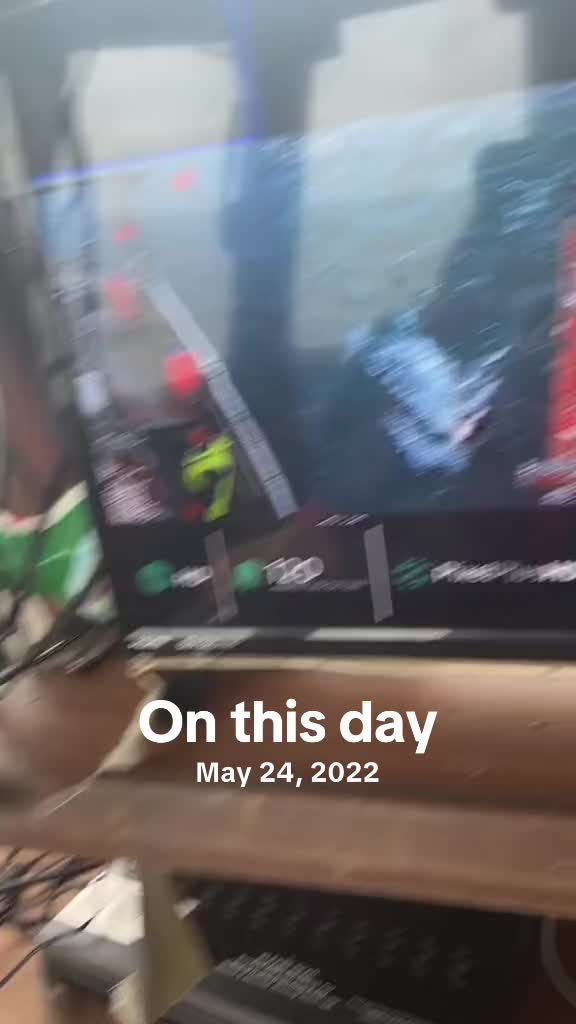 @BigSalmonMike