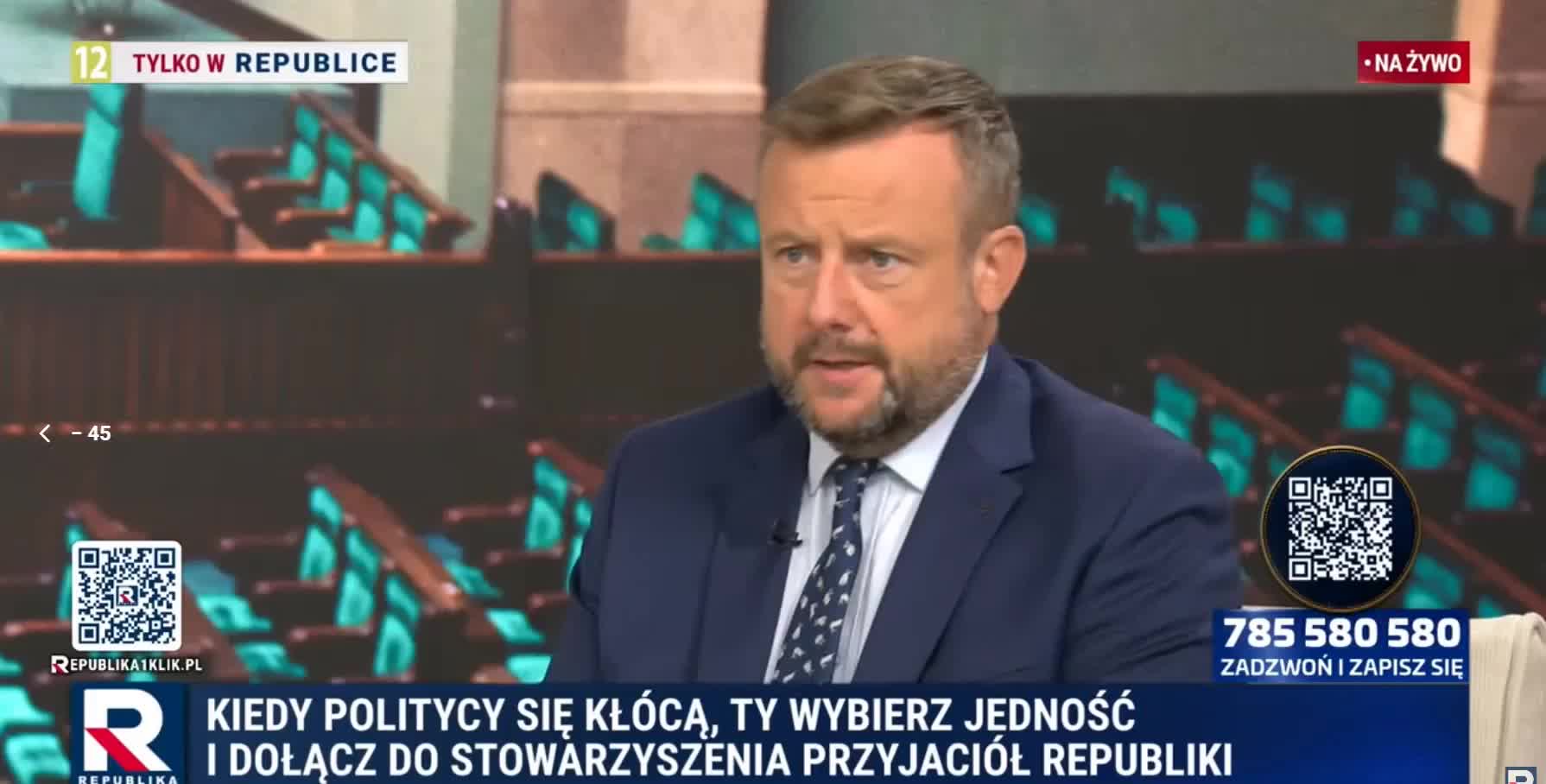 @Komentarze Polityczne
