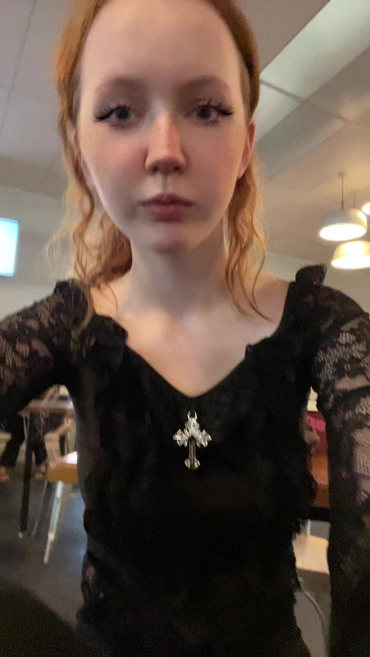 @𝒪𝓁𝒾𝓋ℯ