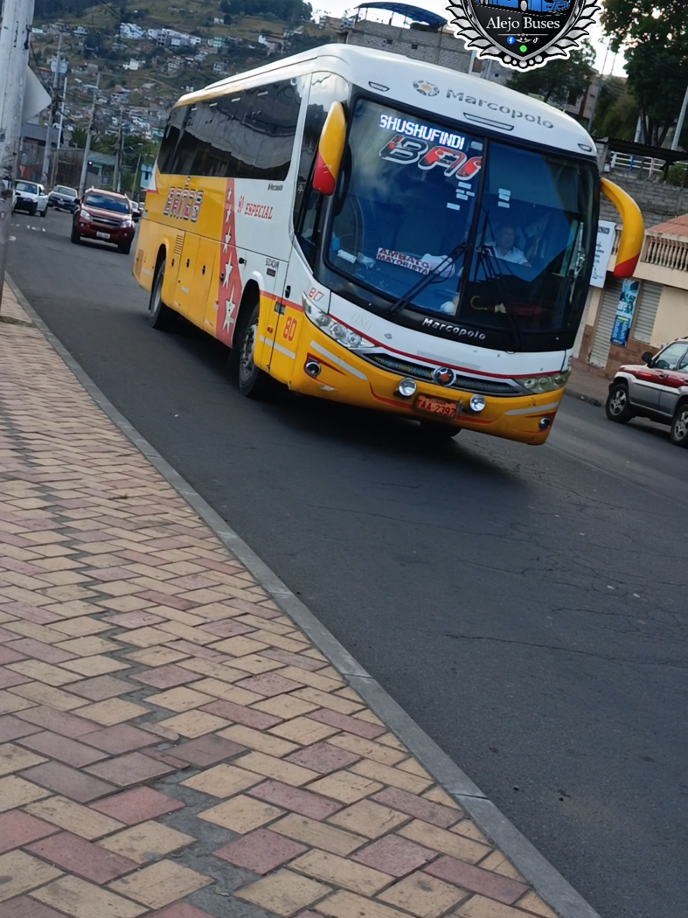 @Alejo_buses