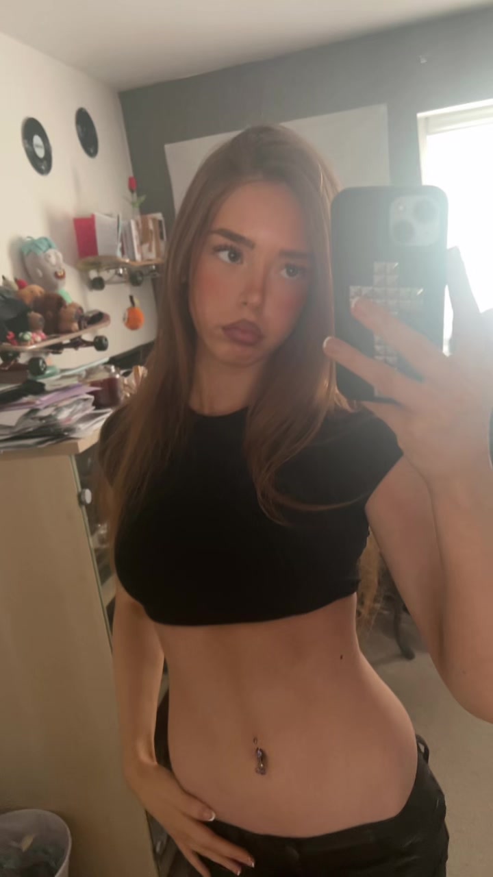 @✱