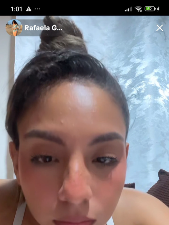@AniEli