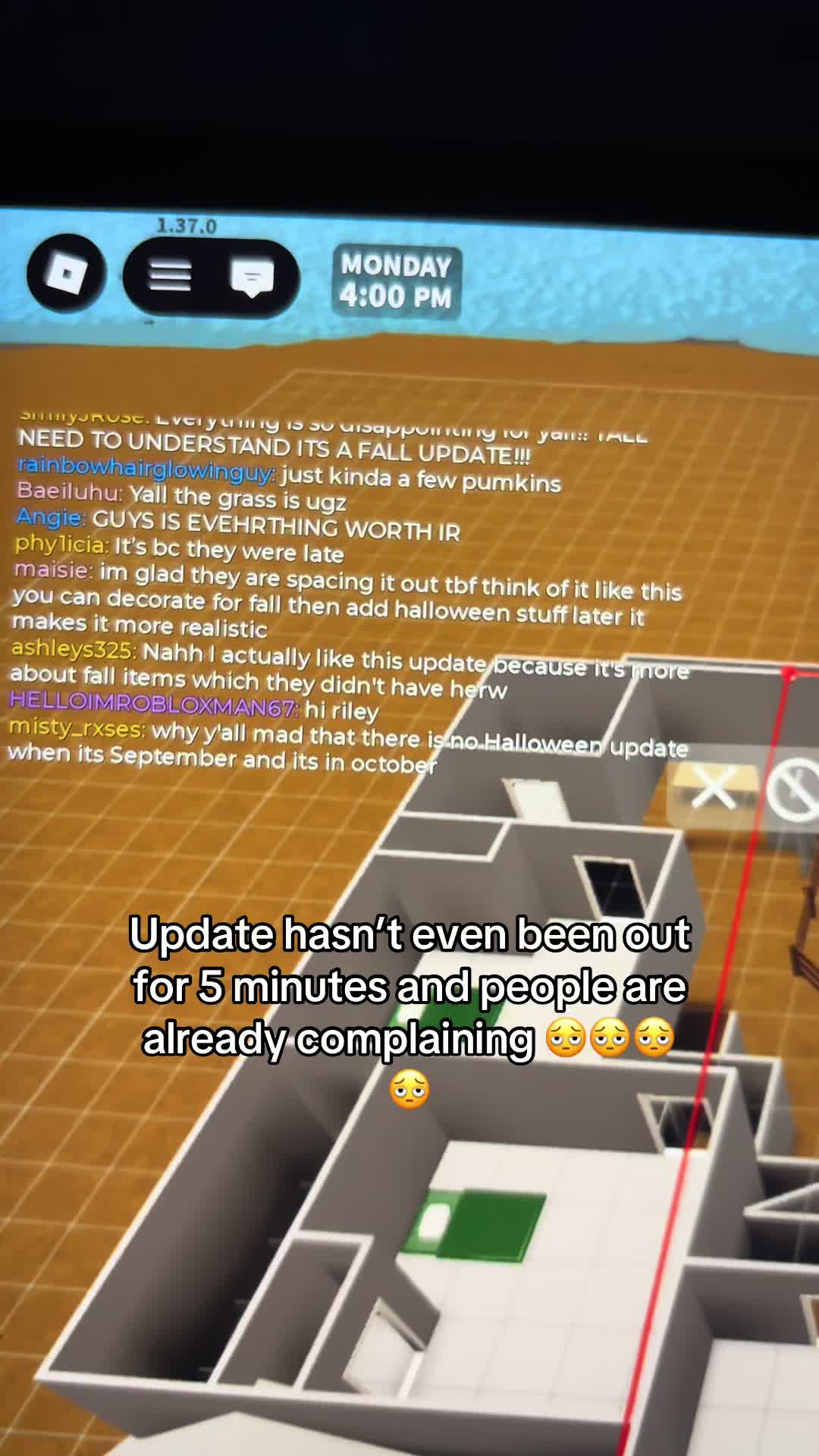 @Licia | bloxburg builder