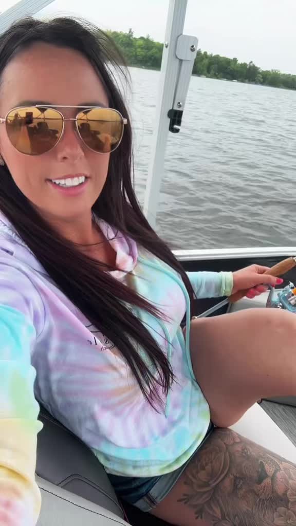 @averageuppermidwestgirl
