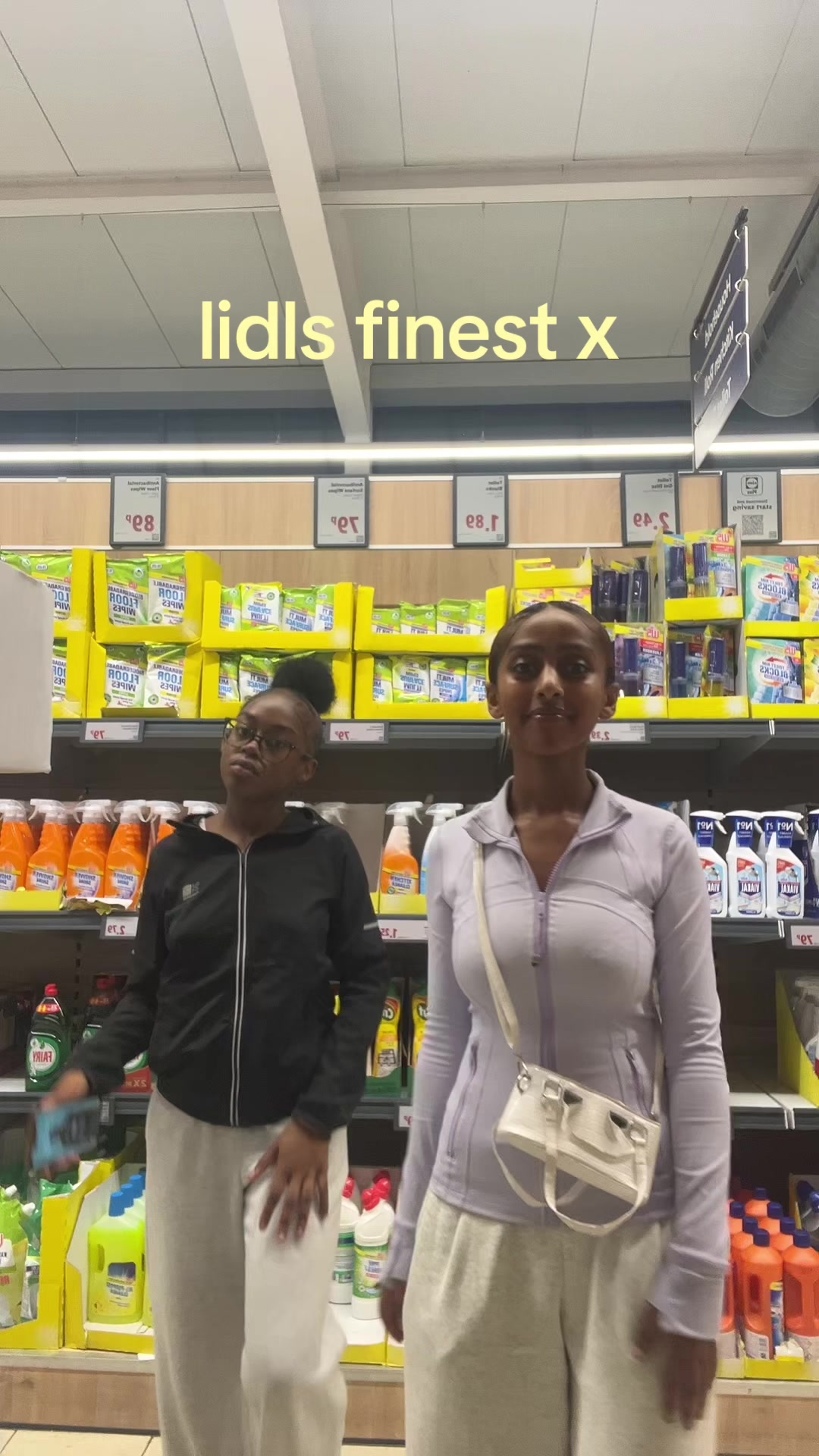 @ₕₐₗₗₑ🇬🇧