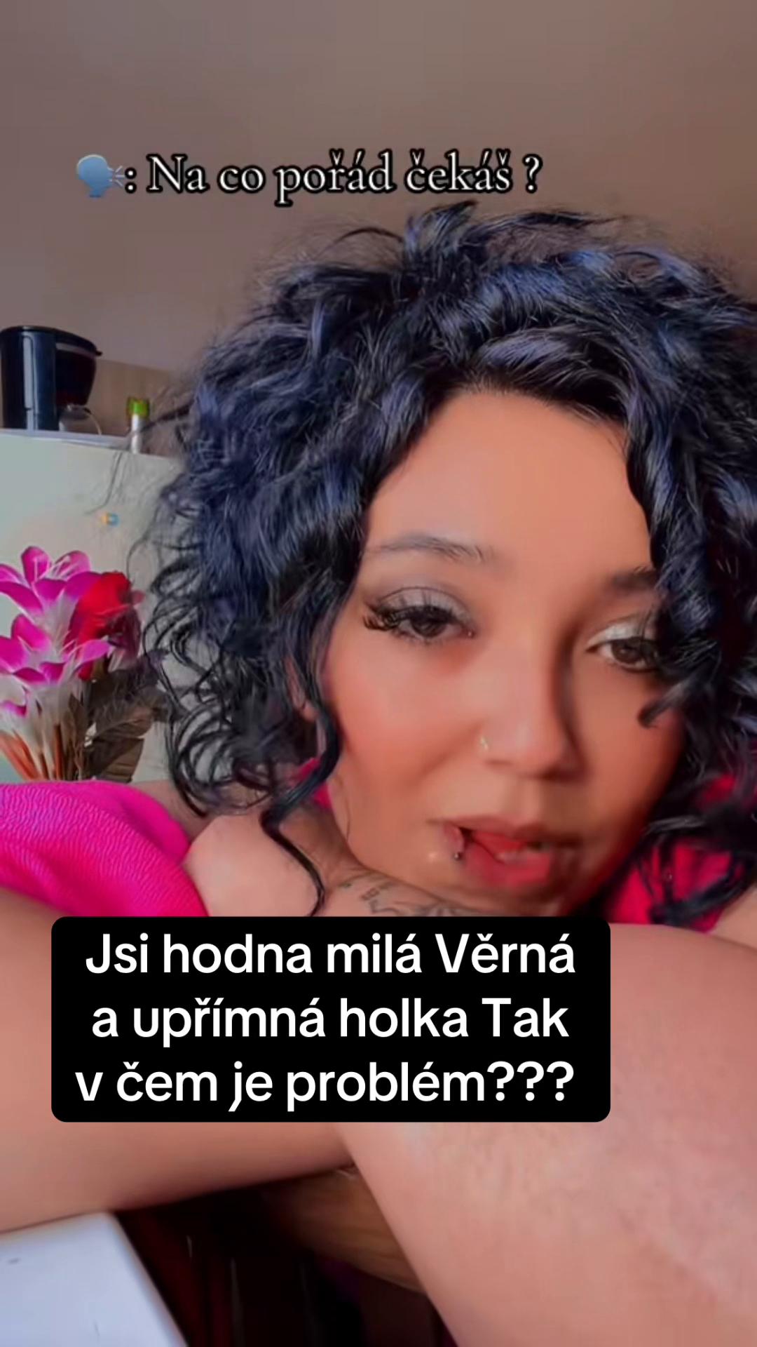 @🌸DeŁa&ntilde;cy Kmeťov&aacute; 🌸