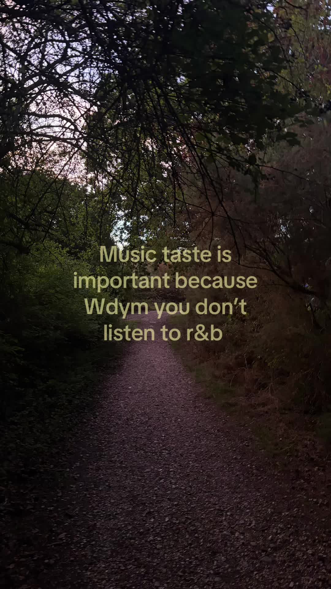 @???