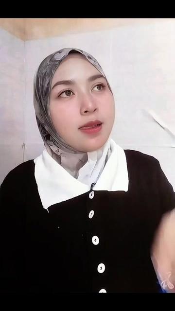 @Adeanie