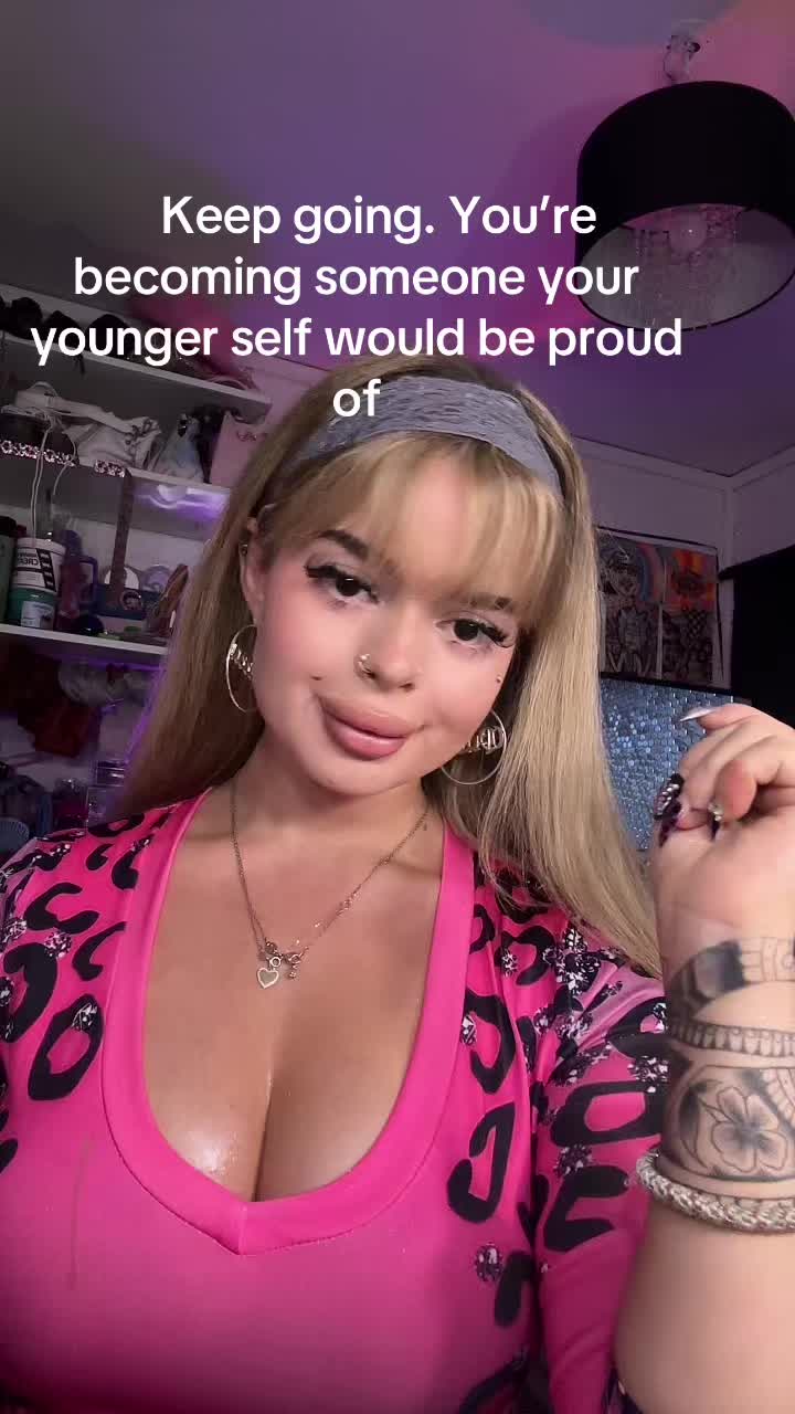 @selinahelene