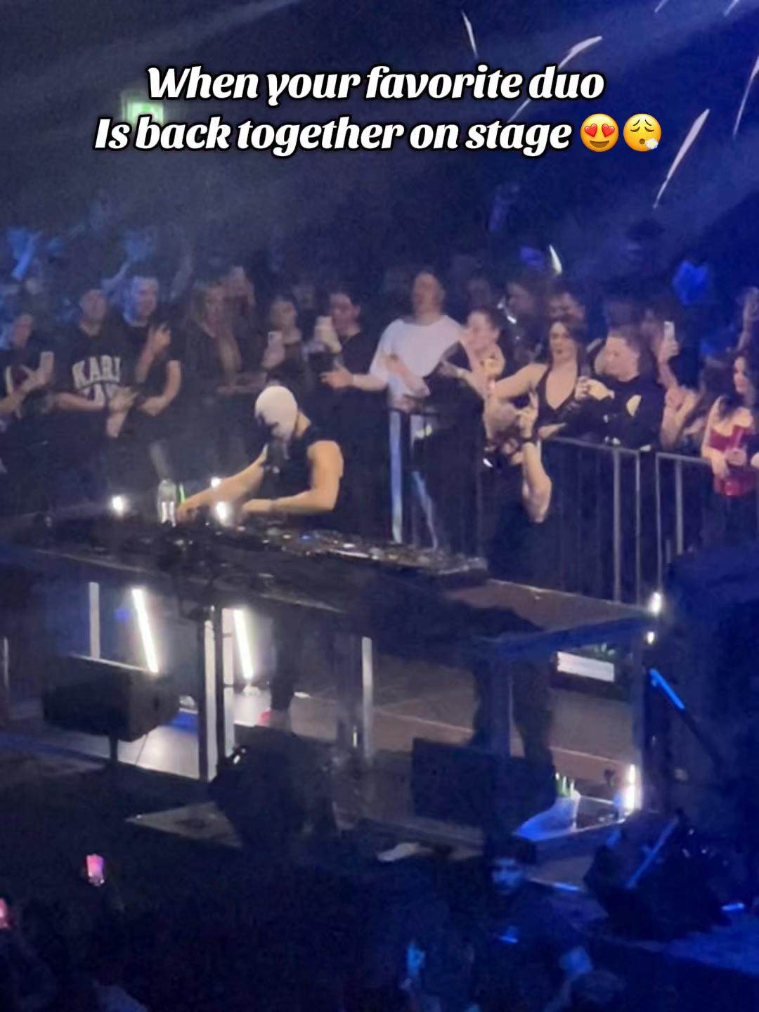 @Alina 🖤🪽