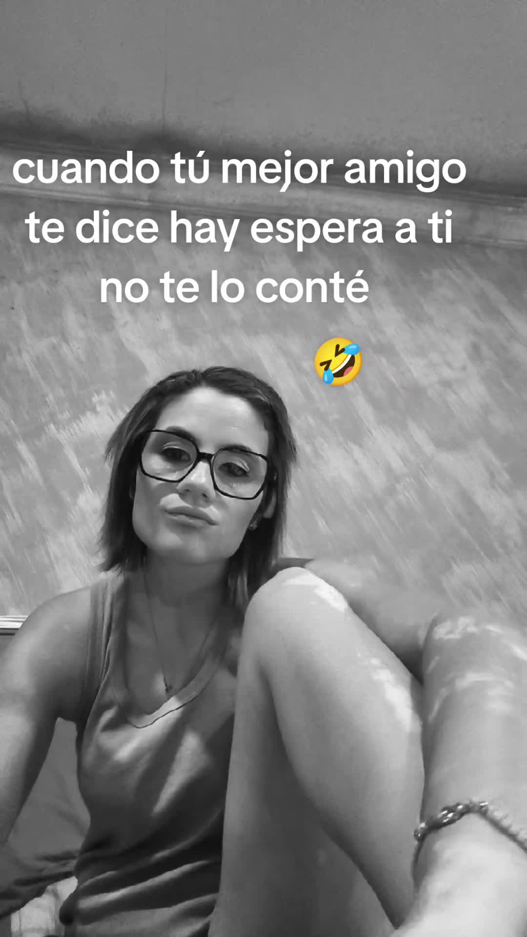 @Anitalaticktock