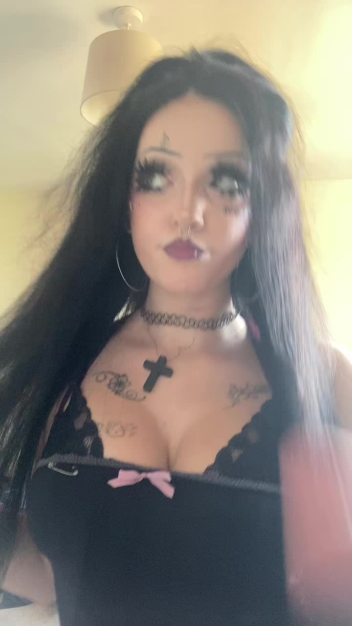 @🕷️