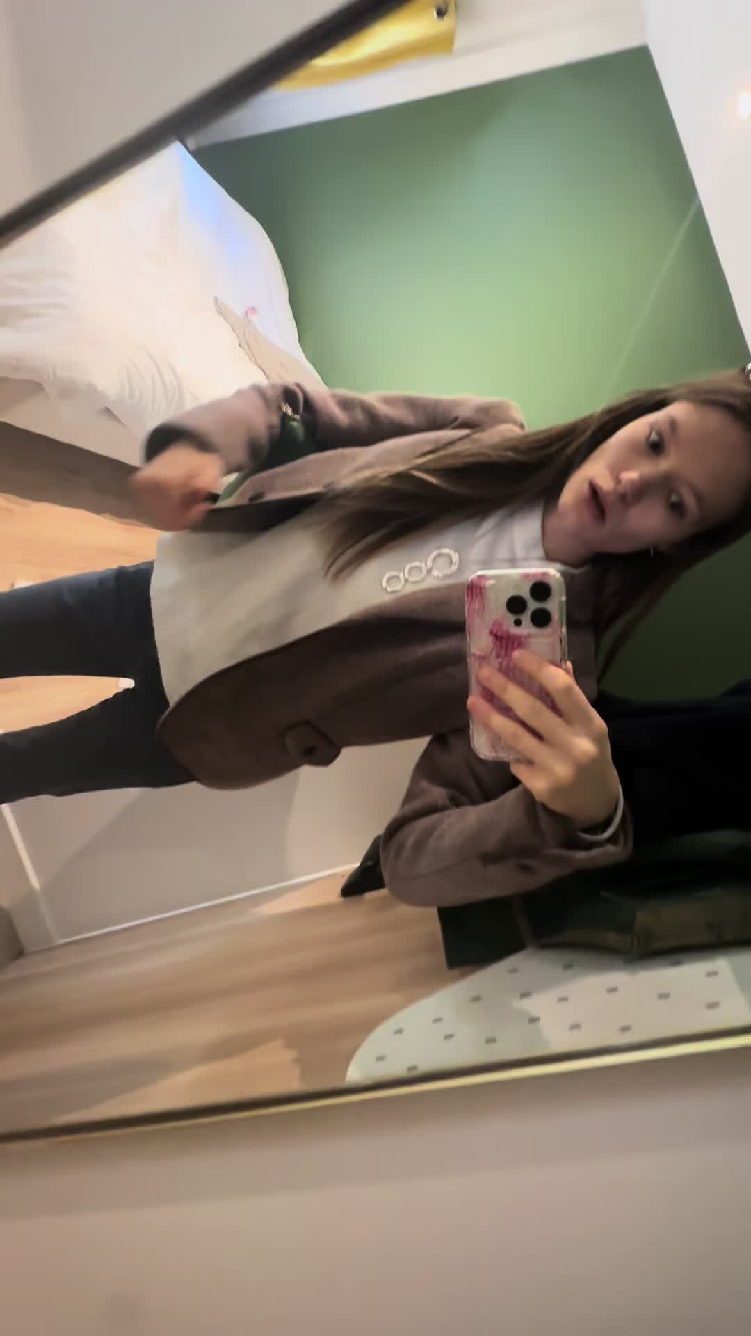@Fiona 🪽