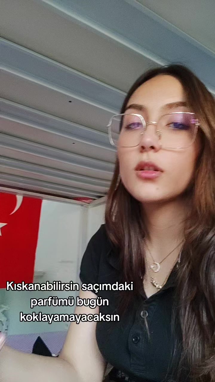 @lilyf