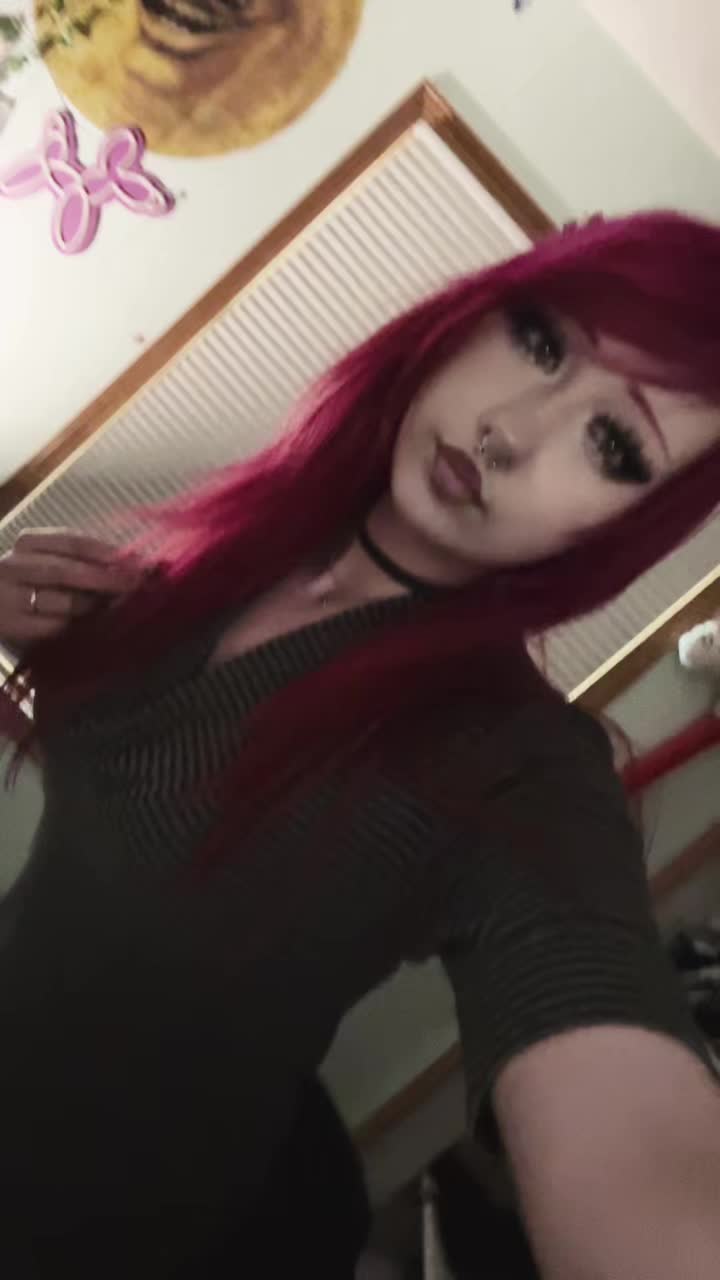 @˚⊹ 𝐡𝐞𝐥𝐞𝐧𝐚 ֺ۪ ✦˚