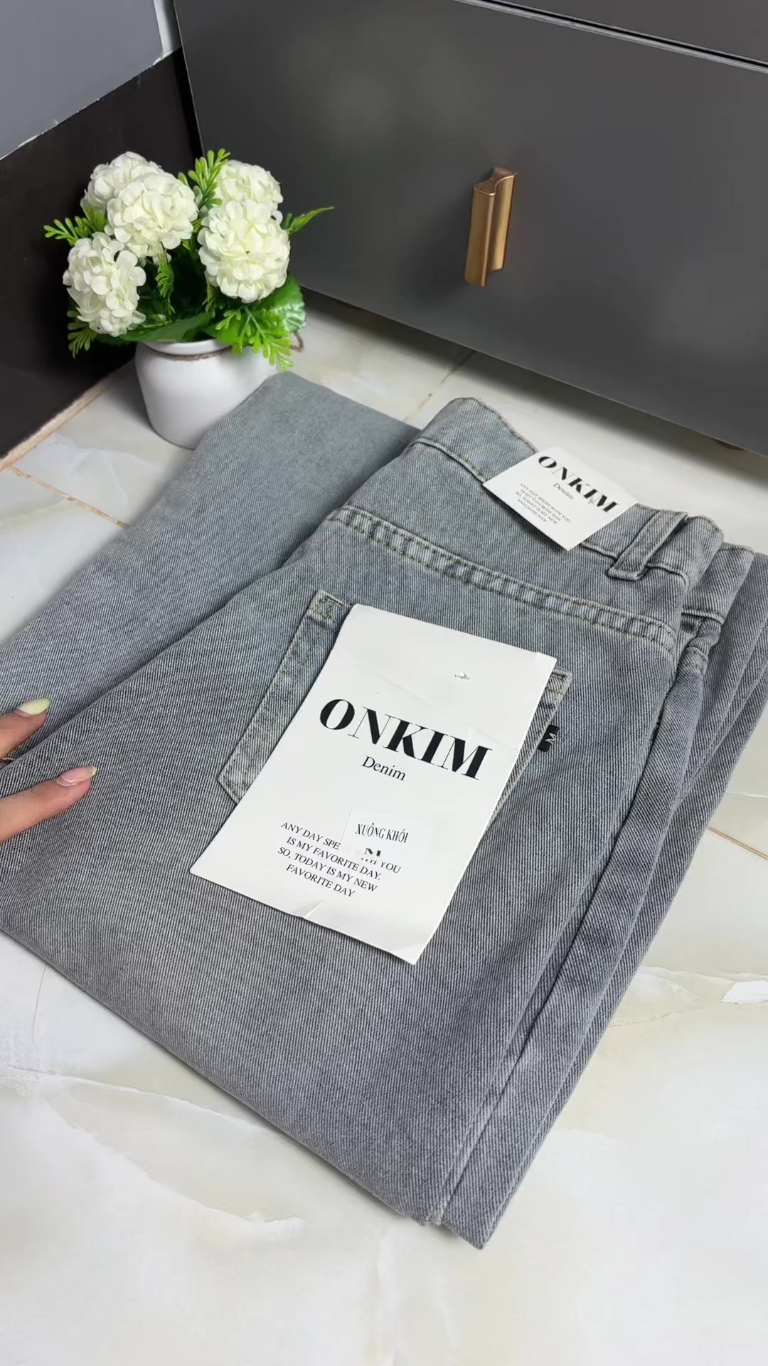 @Như &Yacute; Shop