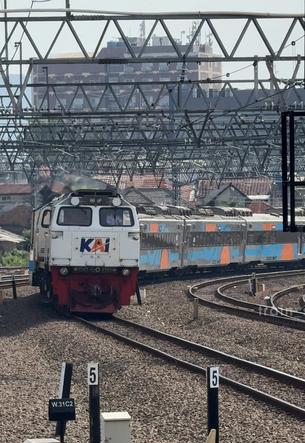 @Train_Story