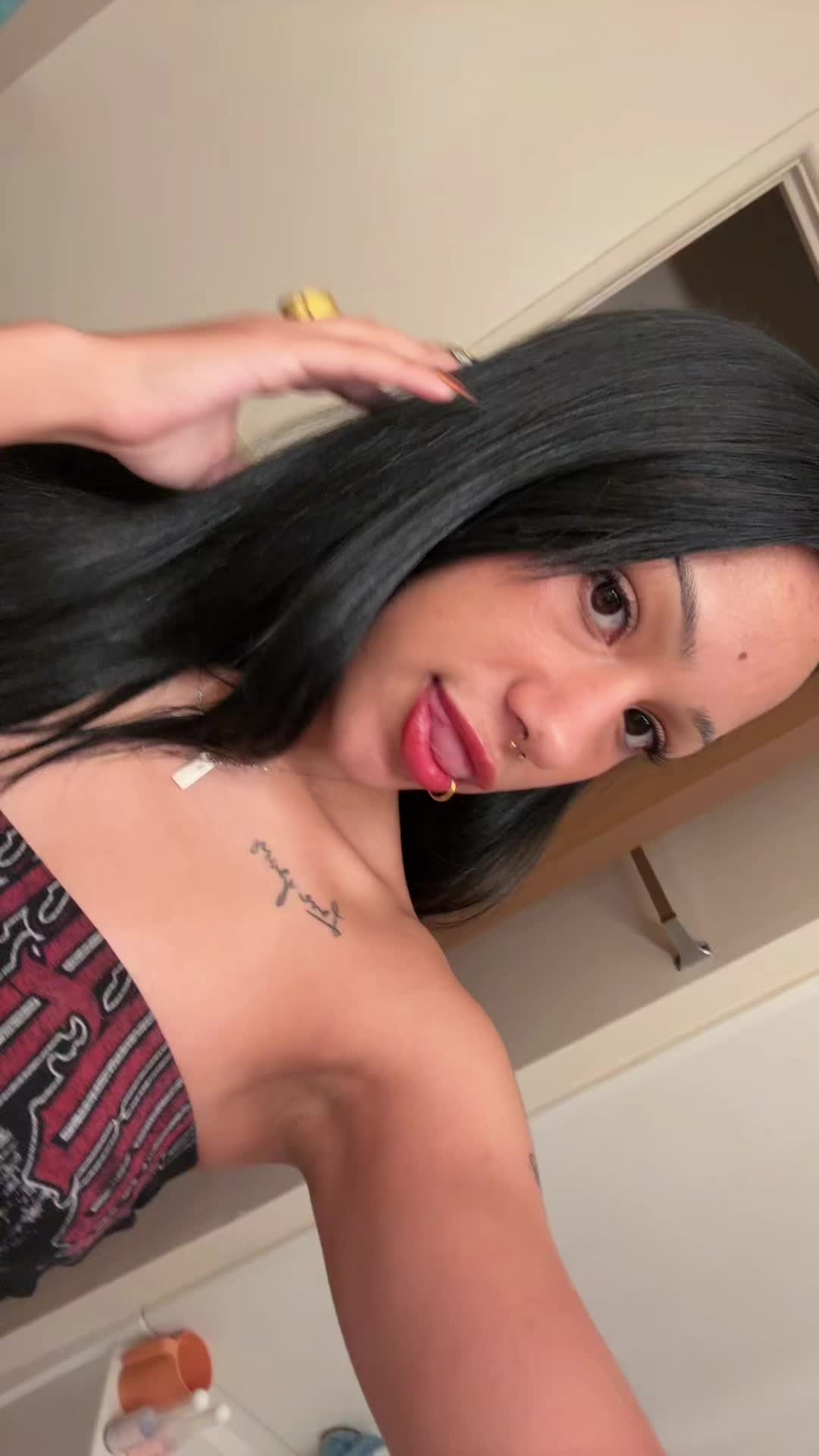 @wholelottalili