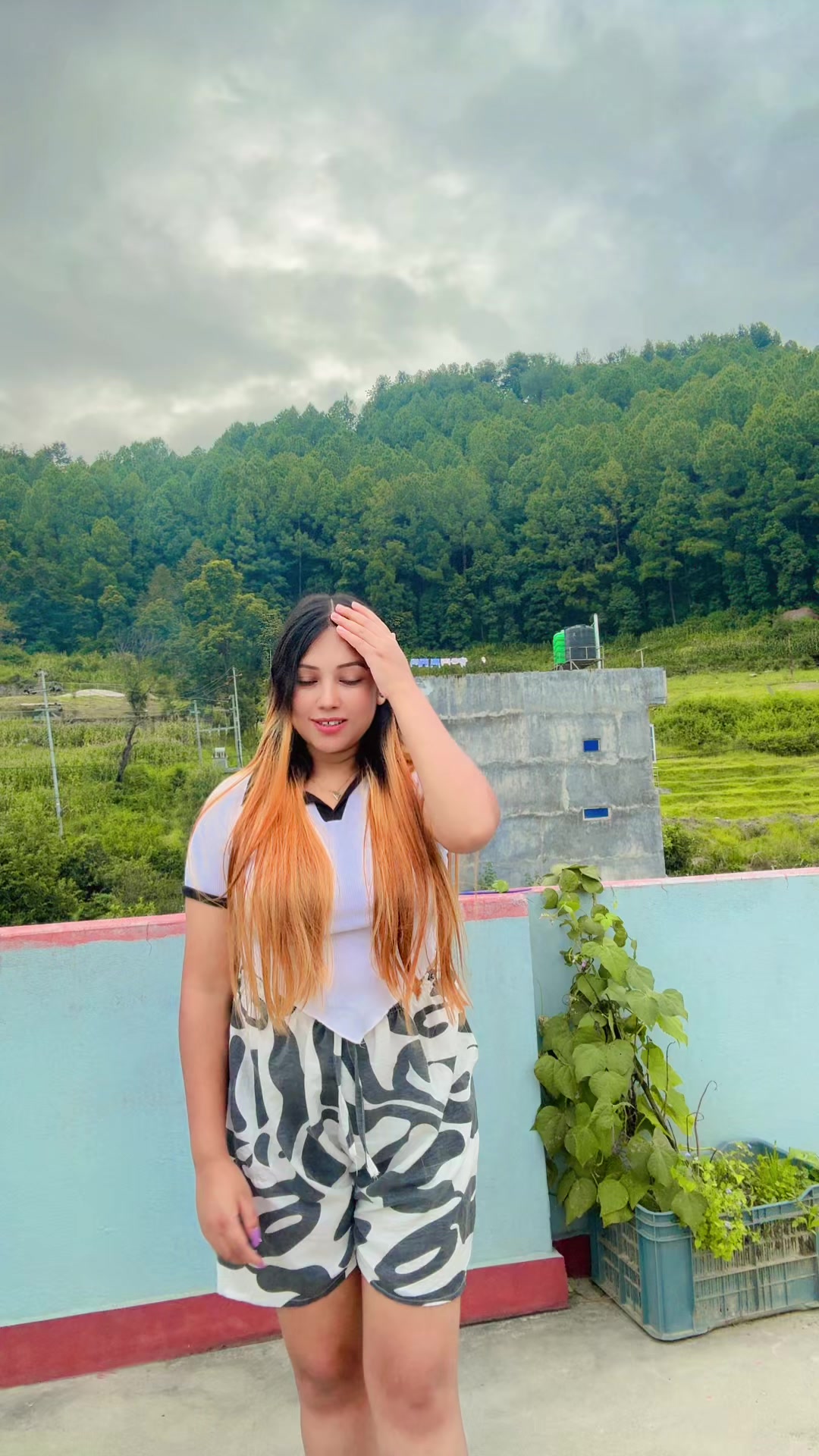 @Miss_karki❤️