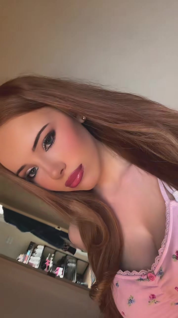 @💋 𝐌𝐚𝐫𝐭𝐢𝐧𝐚 🍒