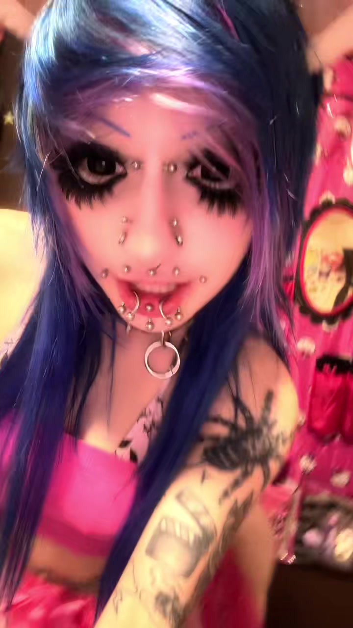 @🕷ᕼᗩᑎᑎᗩᕼ🕷