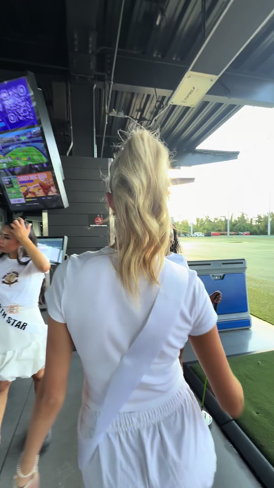 @baileybreenn