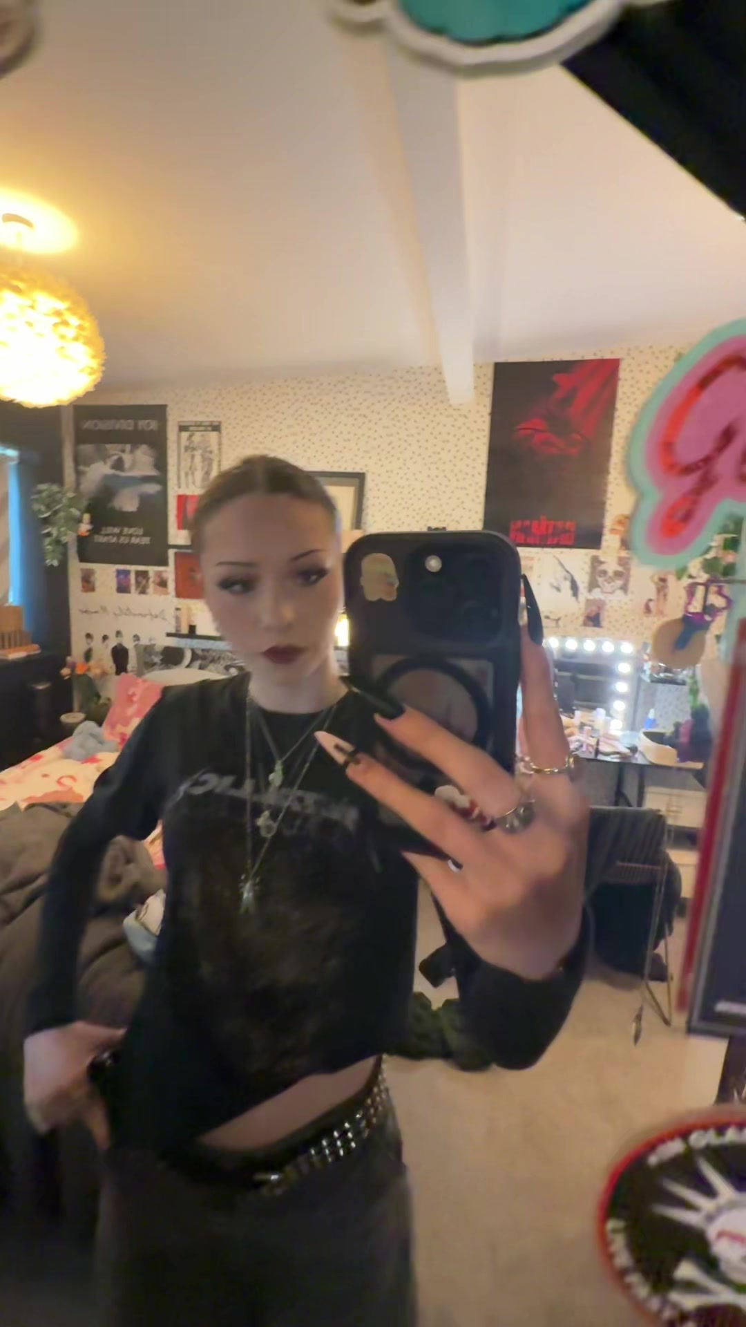 @Chloe🪲