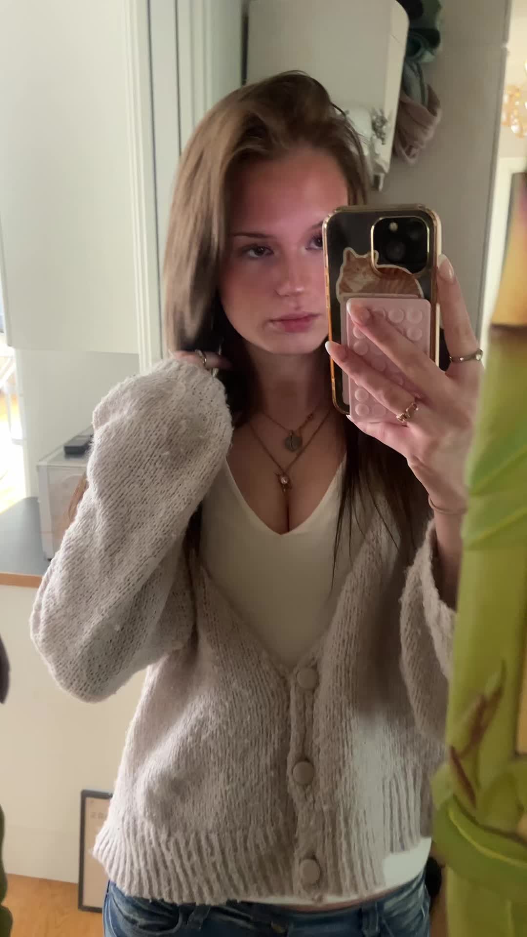 @EmmyblidSpam🍾