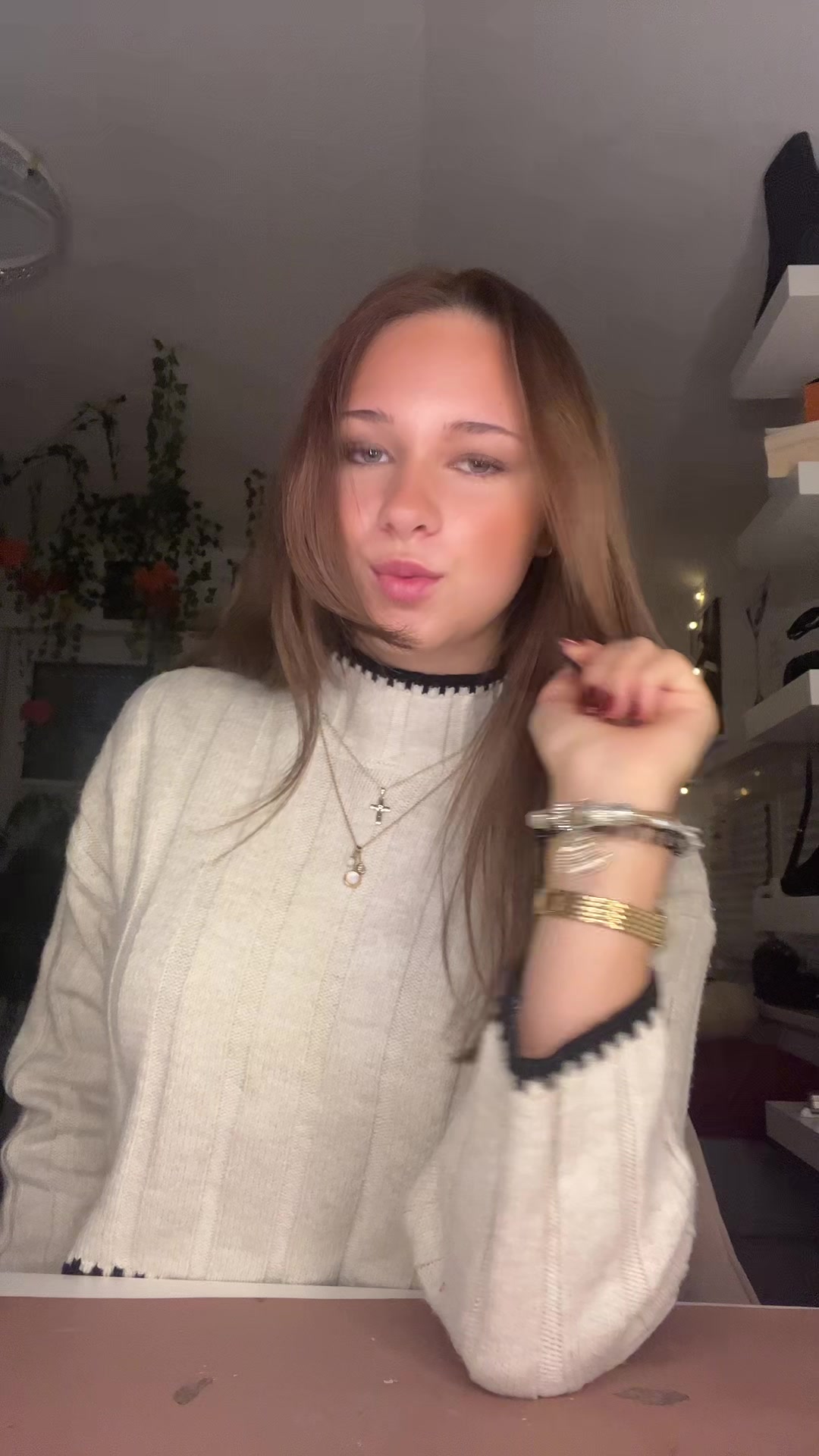 @€lla_🪼